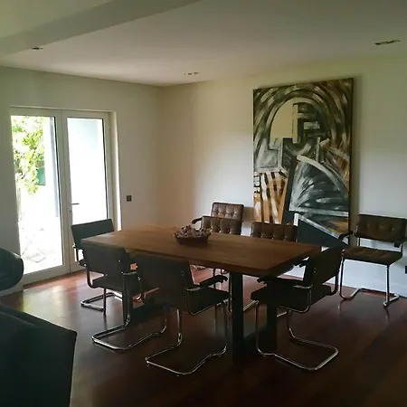 Casa de Férias Lisbon Beach House *